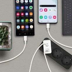 AKASHI charg/sect/intel usb-c/usb 3a 38w wh< Téléphone Mobile