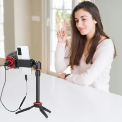 BOYA VLOGGING KIT BY-VG330< Pieds Trépieds