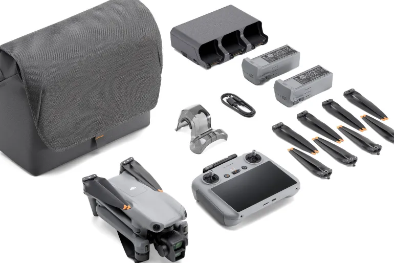 DJI DRONE AIR 3 FLY MORE COMBO + RC 2< Drone