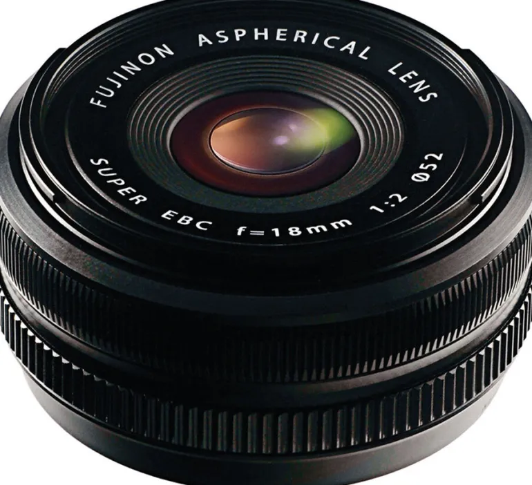 FUJIFILM FUJIXF 18/2.0 R< Focale Fixe