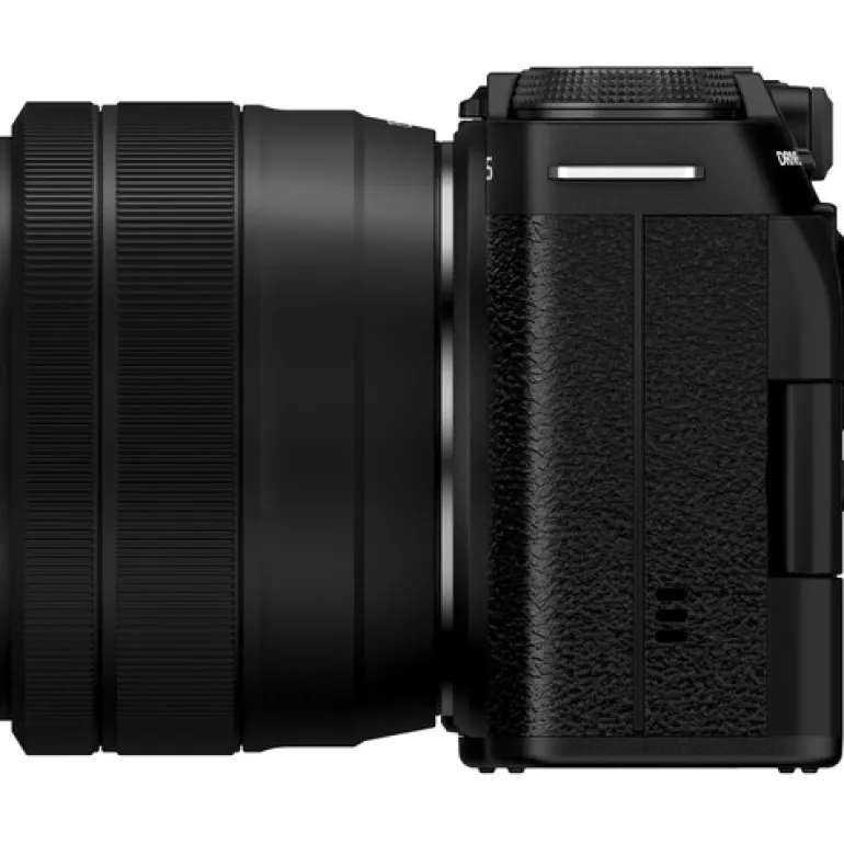 FUJIFILM FUJIX-M5 NOIR + XC 15-45 KIT< Hybride