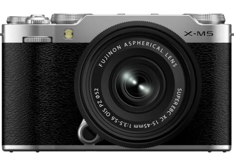 FUJIFILM FUJIX-M5 SILVER + XC 15-45 KIT< Hybride