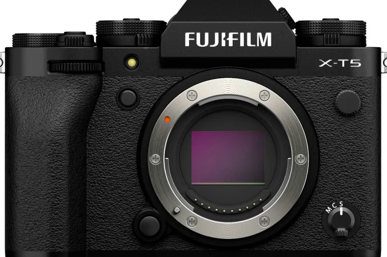 FUJIFILM FUJIX-T5 BOITIER NU NOIR< Hybride