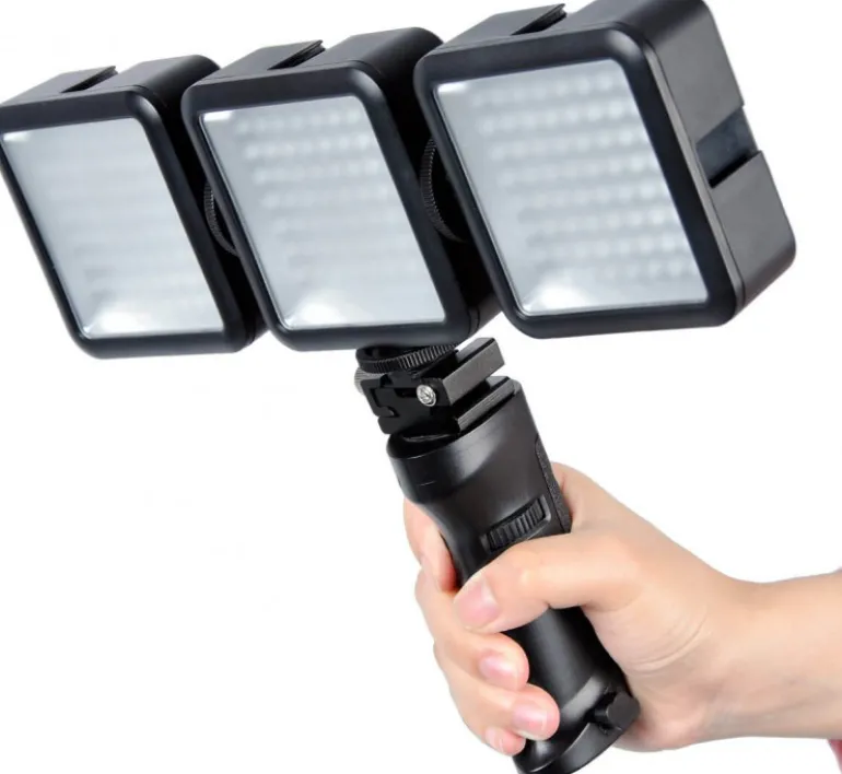 GODOX PROJECTEUR LED 64 POUR LA VIDEO< Eclairage Studio