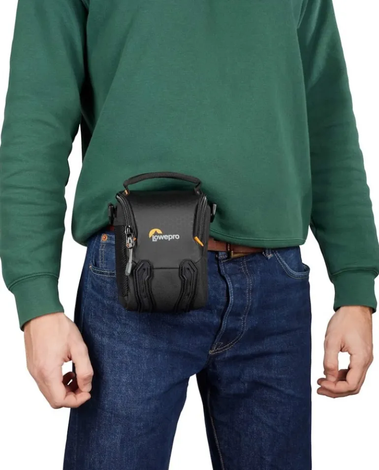 LOWEPRO ADVENTURA SH 115 III NOIR ETUI< Etui