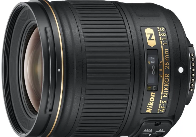 NIKON AF-S 28/1.8G< Focale Fixe