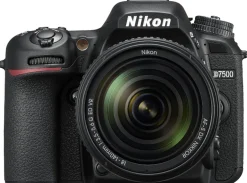 NIKON D7500 + 18-140 VR< Reflex
