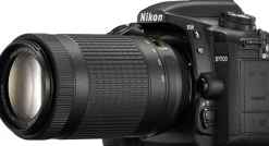 NIKON D7500 + AF-S 18-300 VR< Reflex