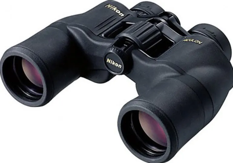 NIKON JUMELLES ACULON A211 - 8X42< Jumelles