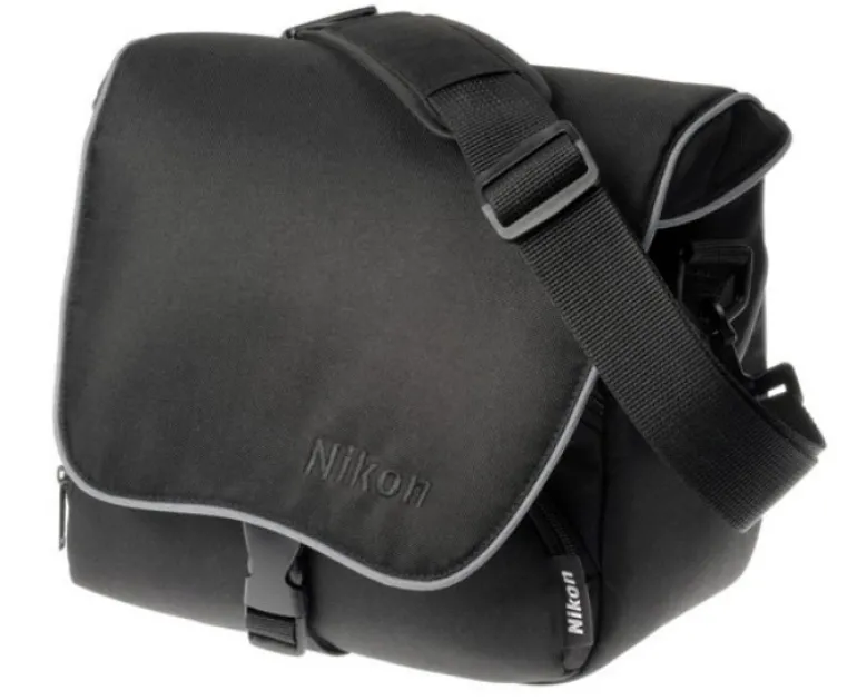 NIKON sacoche p/reflex d/60/80/90< Etui
