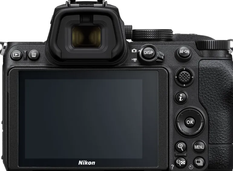 NIKON Z5 BOITIER NU< Hybride