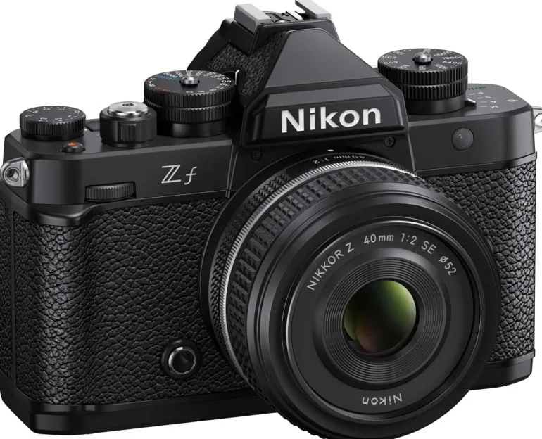 NIKON ZF 40 MM SE KIT< Hybride