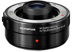 OLYMPUS TELECONVERTISSEUR 2.0X MC-20< Accessoires