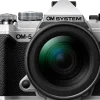 OM SYSTEM OM-5 + 12-45 KIT NOIR/ARGENT< Hybride
