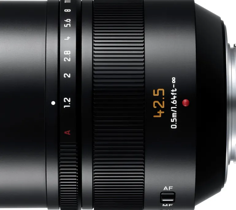 PANASONIC 42.5/1.2 ASPH DG NOCTICRON OIS NOIR< Focale Fixe