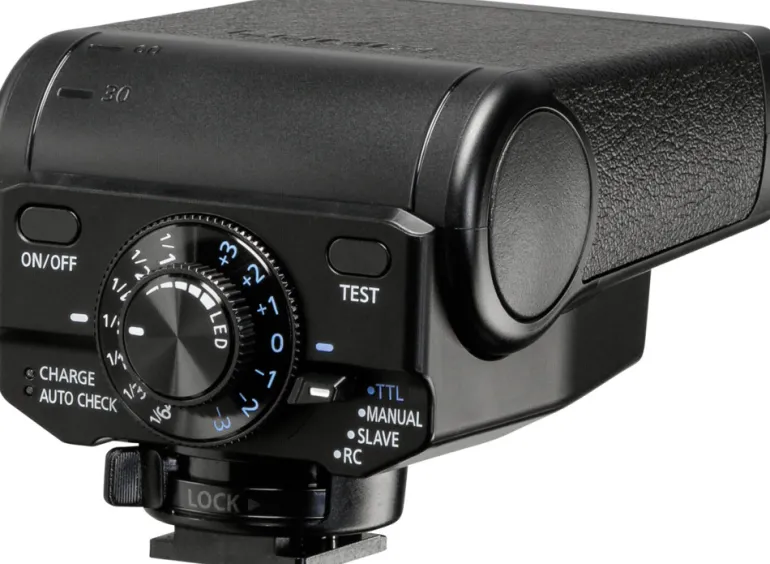PANASONIC FLASH DMW-FL200LE< Flash Et Accessoires
