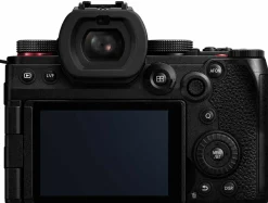 PANASONIC LUMIX S5 II< Hybride