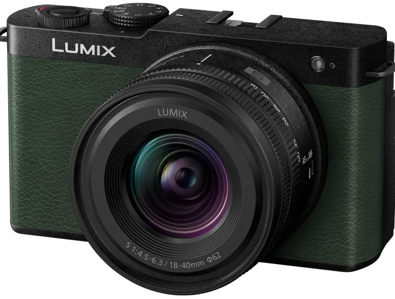 PANASONIC LUMIX S9 VERT + 18-40/4.5-6.3< Hybride