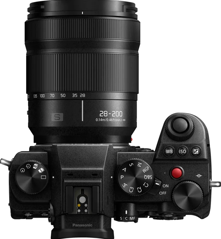 PANASONIC LUMIX S5D NOIR + 28-200/4-7.1< Hybride