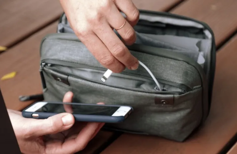 PEAK DESIGN TECH POUCH SAGE FOURRE-TOUT< Fourre Tout