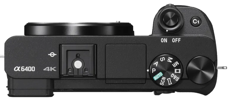 SONY ALPHA 6400 + 18-135< Hybride
