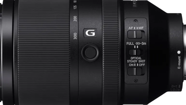 SONY SEL FE 70-300/4.5-5.6 G OSS< Zoom
