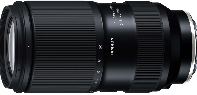 TAMRON 50-300MM F4.5-6.3 DI III VC VXD< Zoom