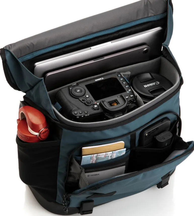 TENBA SAC EPAULE MESSENGER DNA 13 BLEU< Fourre Tout